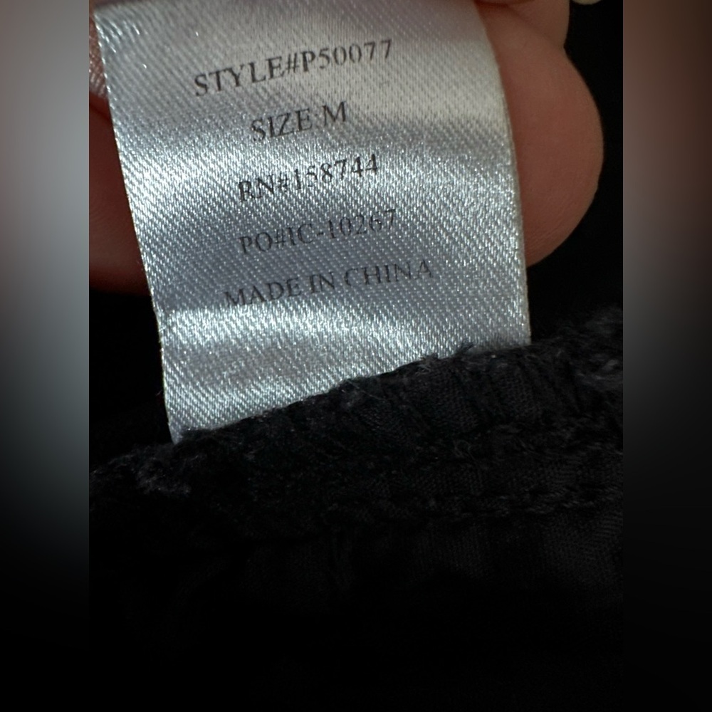 Before You Cropped Raw Frayed Hem Stretchy Jeans Black Size Medium - Picture 6 of 11